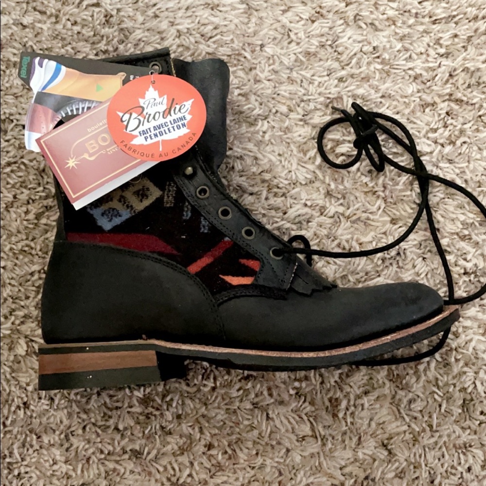 Boulet Pendleton Ropers